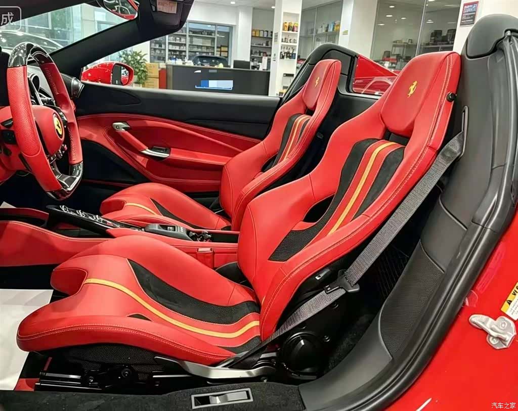 Ferrari F8, 2022 7
