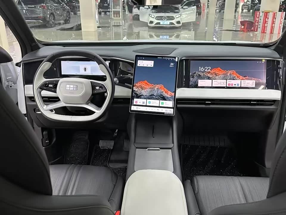 Geely Galaxy Galaxy L7
