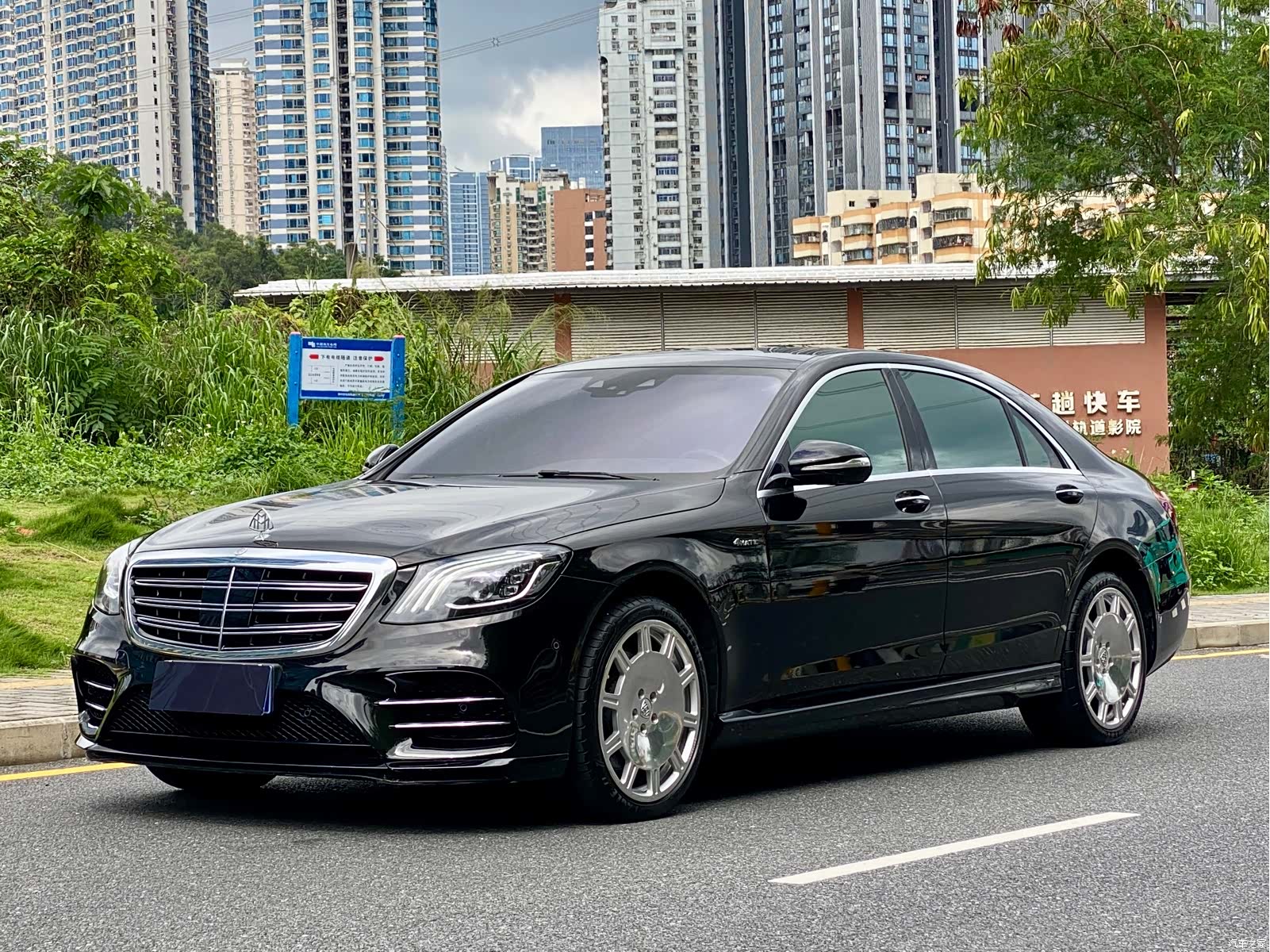 Mercedes-Benz S-Class, 2019 1