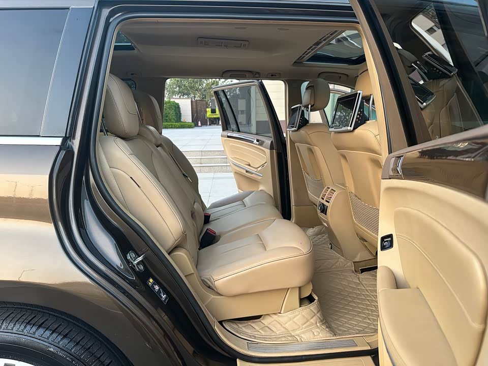 Mercedes-Benz GL grade