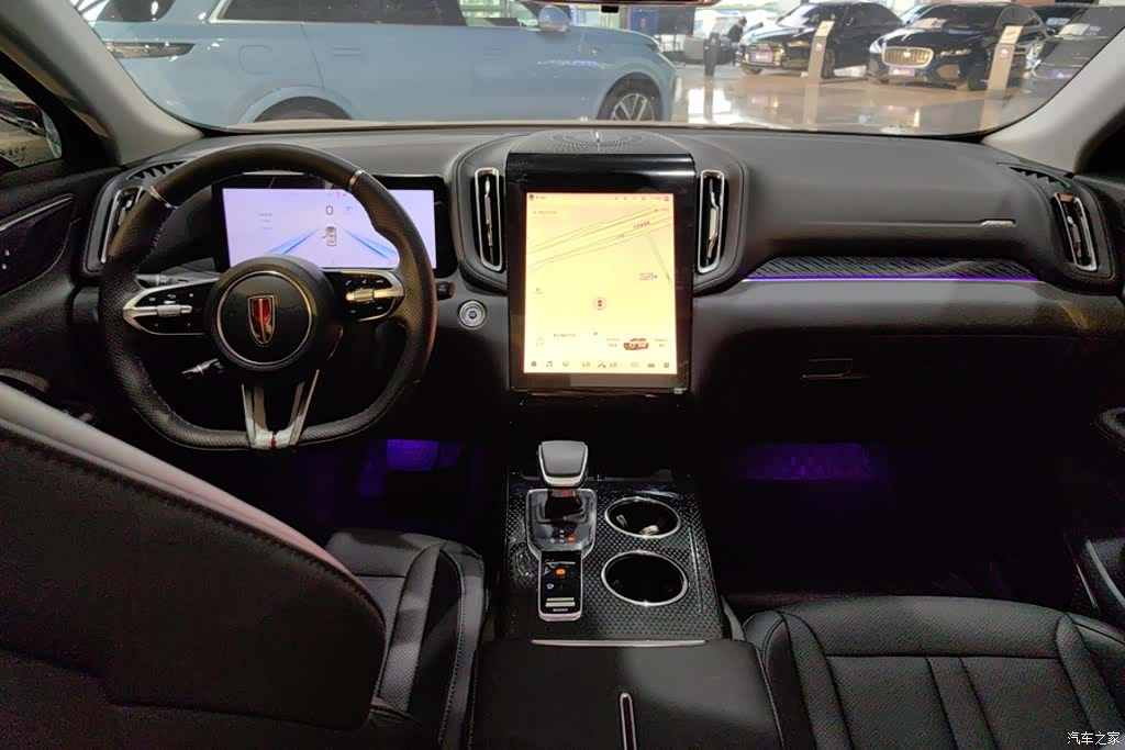 Hongqi HS3, 2024 12