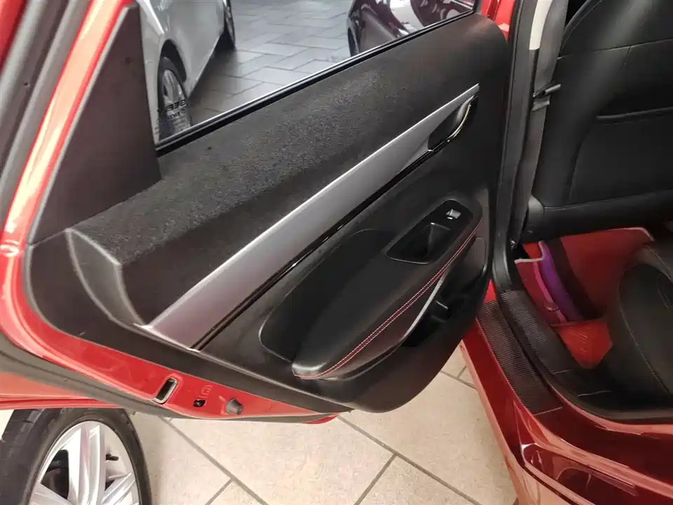 Geely Binrui