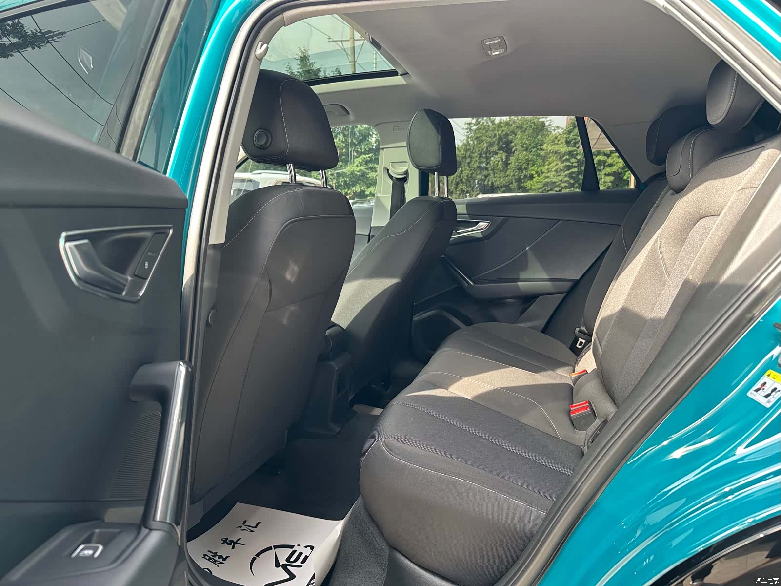 Audi Q2L, 2018 18