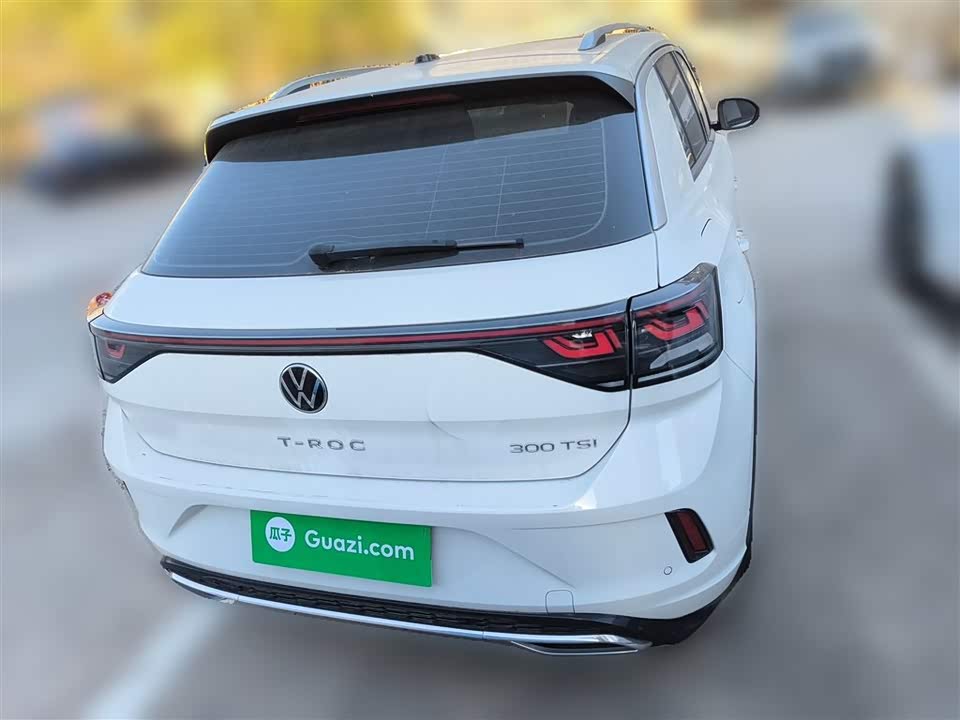 Volkswagen T-ROC exploring Songs