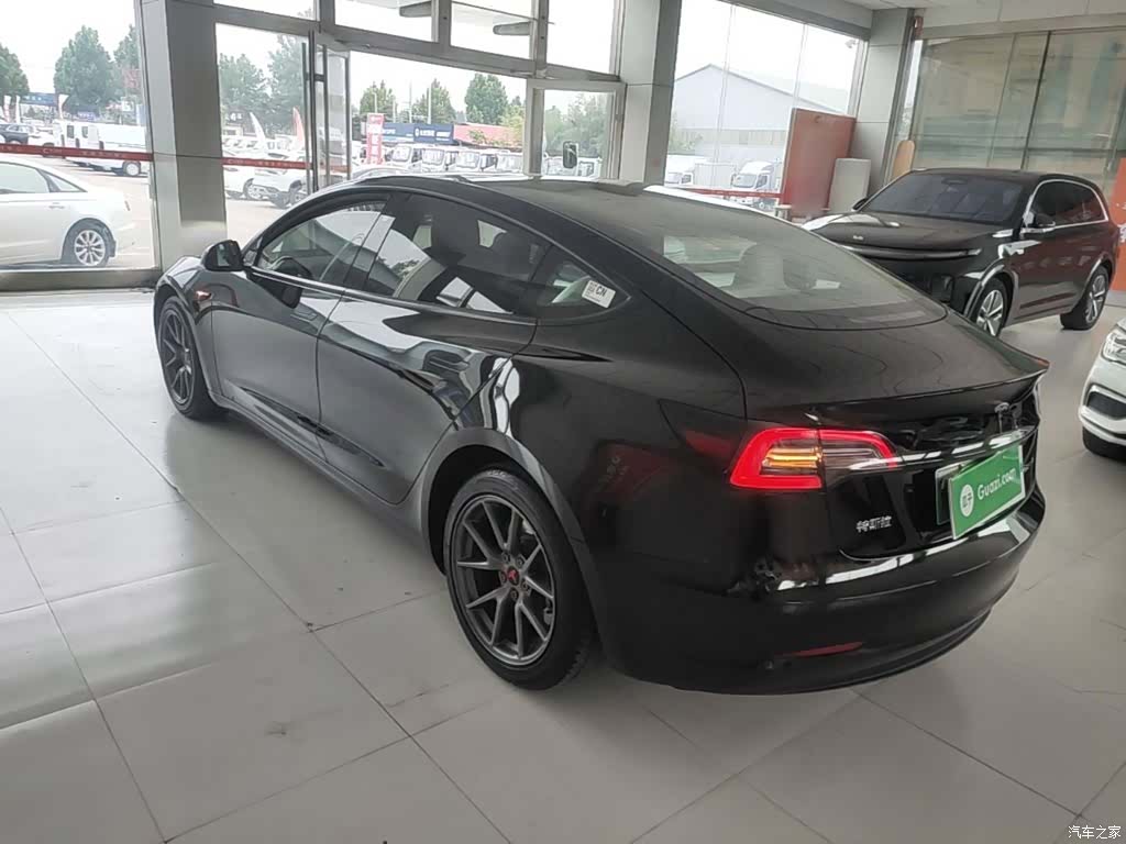 Tesla Model 3, 2022 23