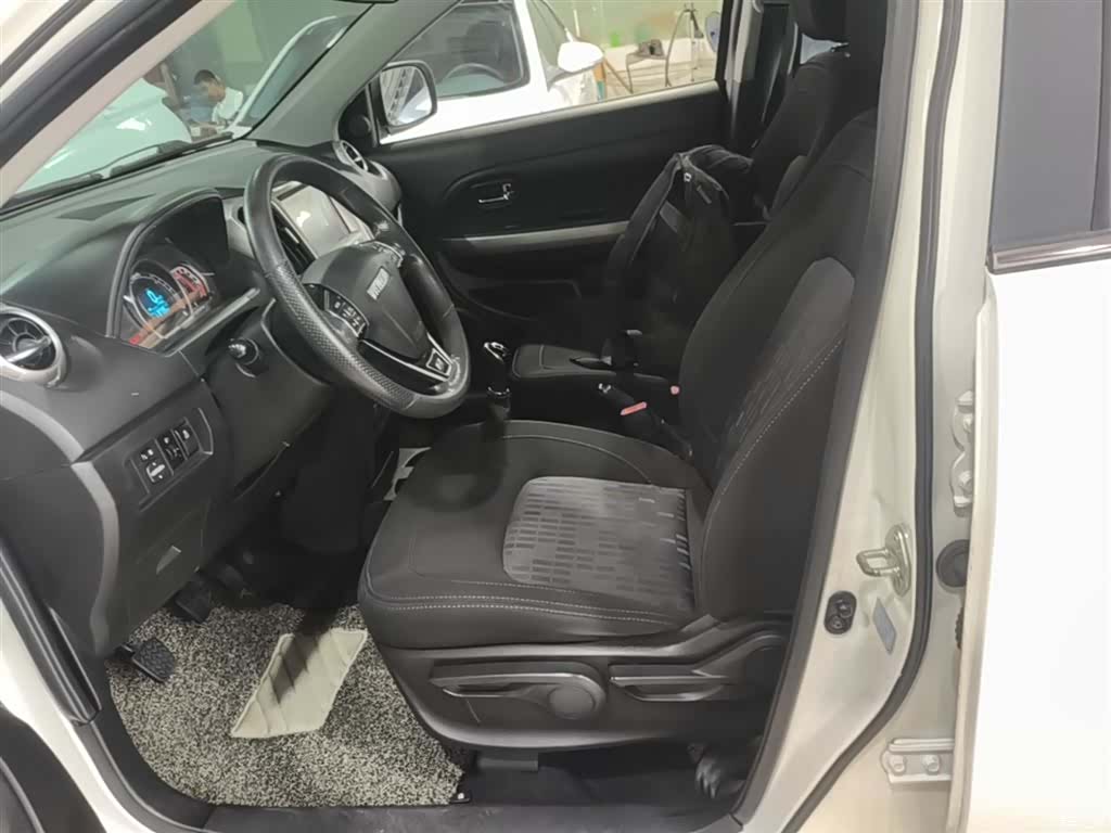Haval H1, 2017 15