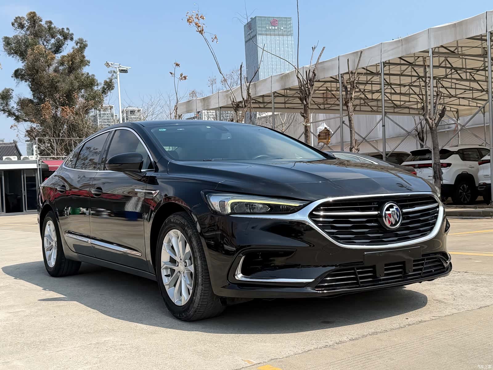 Buick LaCrosse, 2022 3