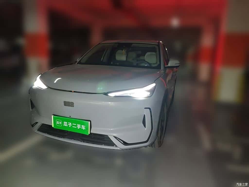 Geely Galaxy E5, 2024 1