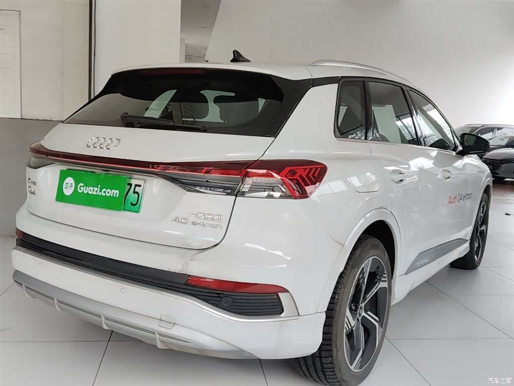 Audi Q4 e-tron, 2025 7