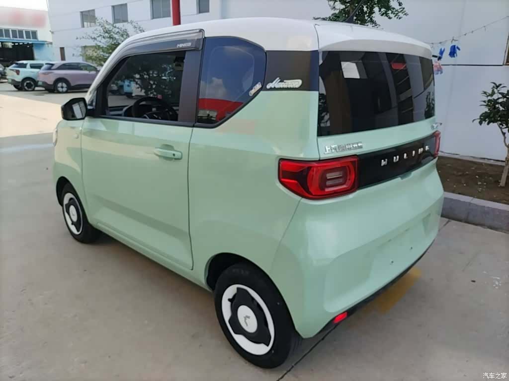 Wuling MINIEV, 2022 все фото