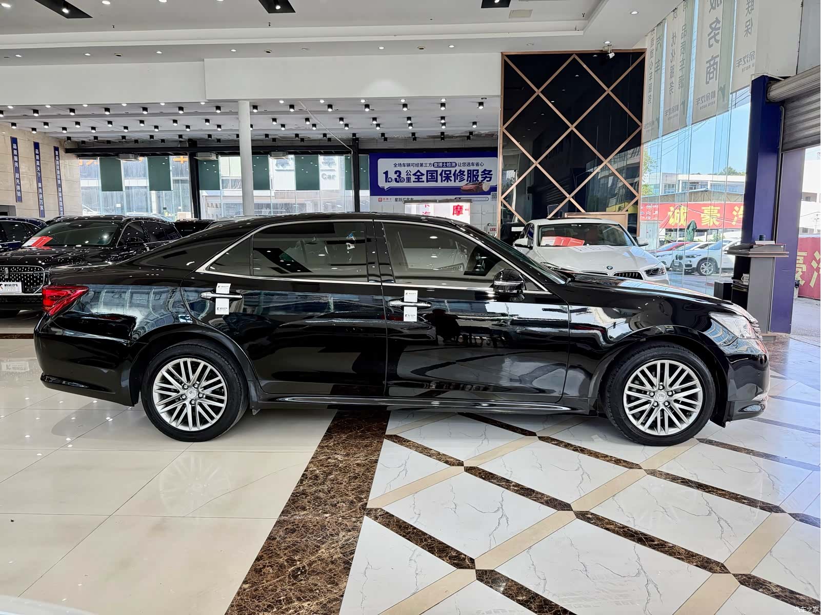 Toyota Crown, 2017 16