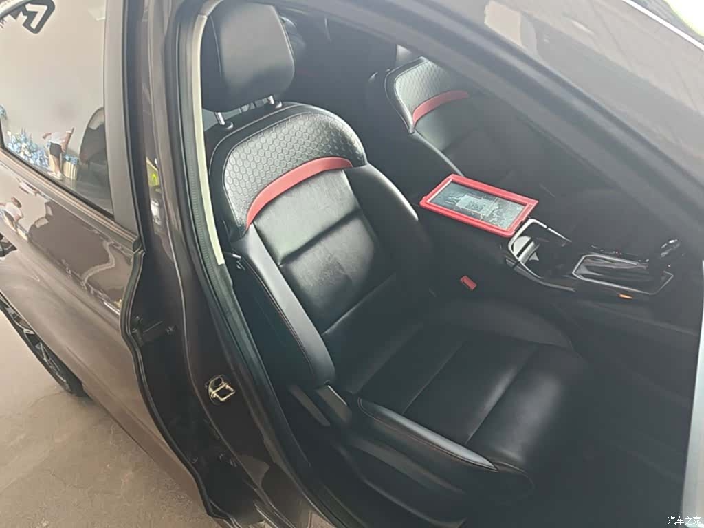 MG MG5, 2021 25