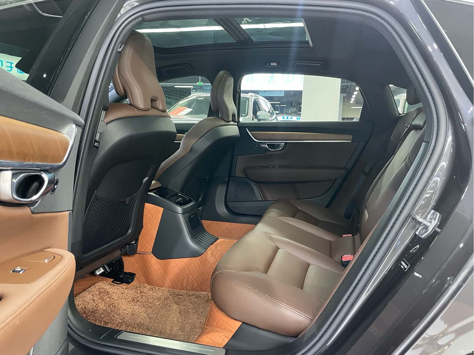 Volvo S90, 2021 6