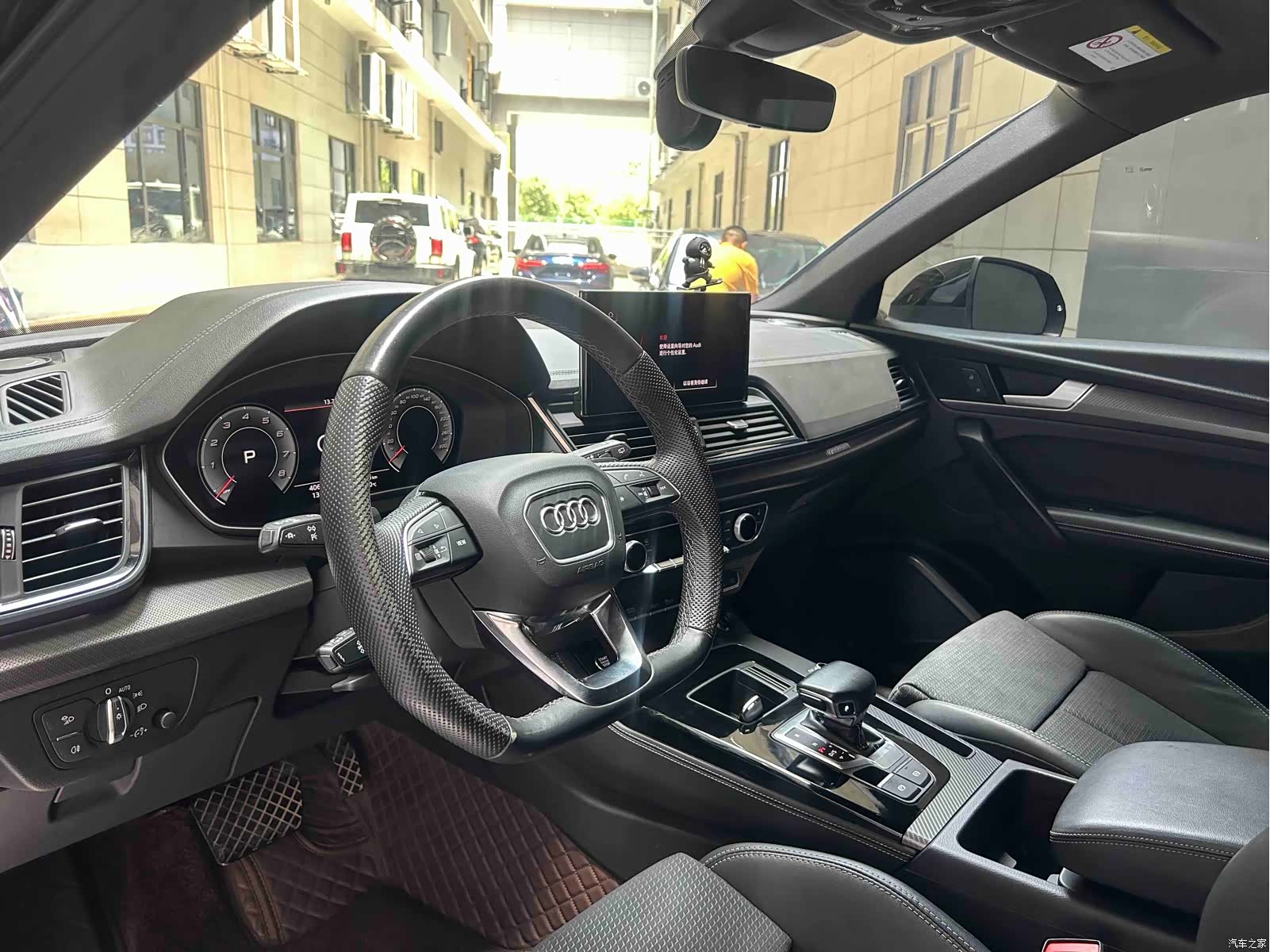 Audi Q5L, 2022 14