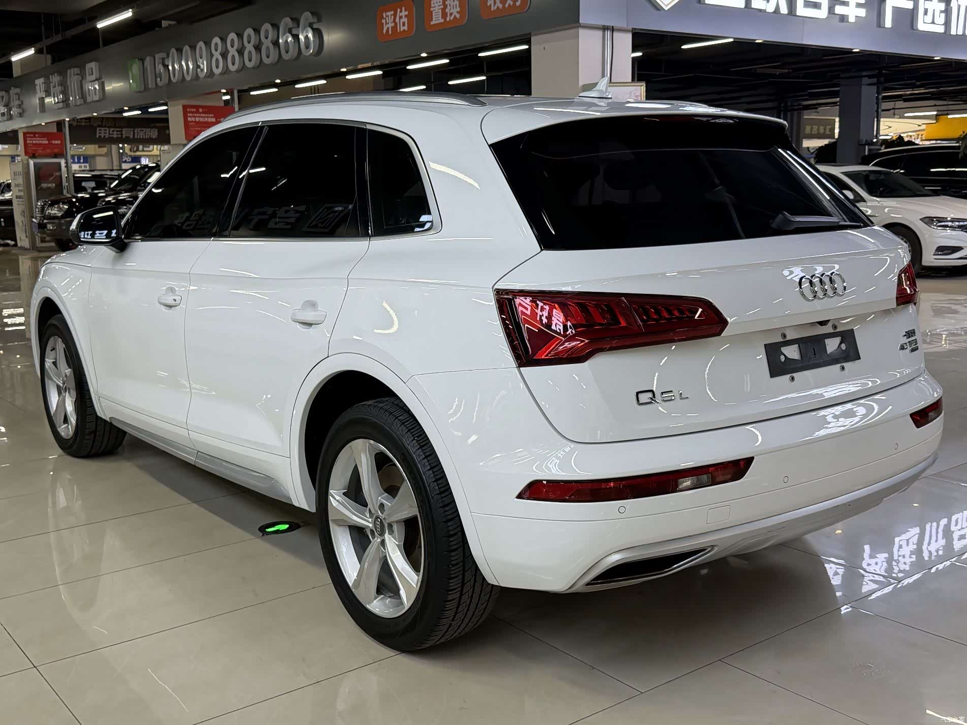 Audi Q5L, 2020 4
