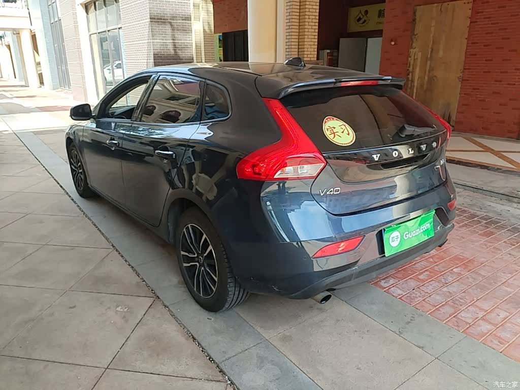Volvo V40, 2018 все фото