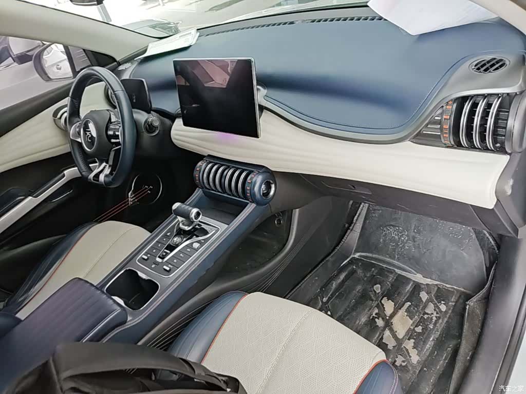 BYD Yuan, 2023 10