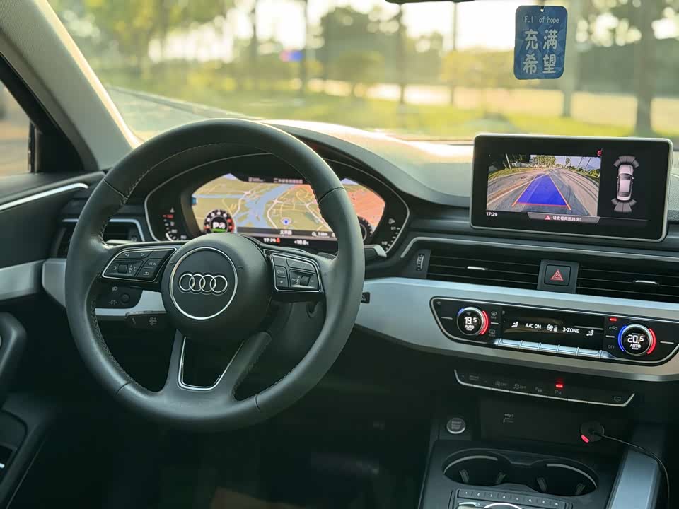 Audi A4L