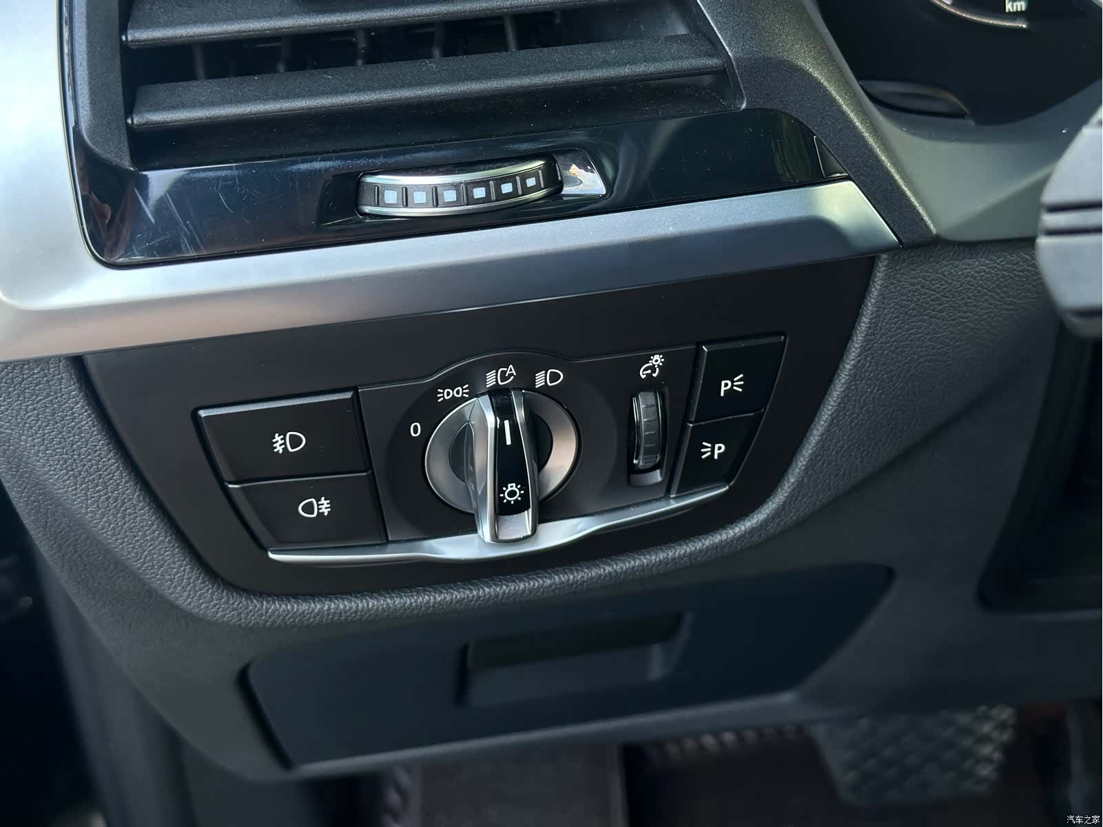BMW X3, 2019 11
