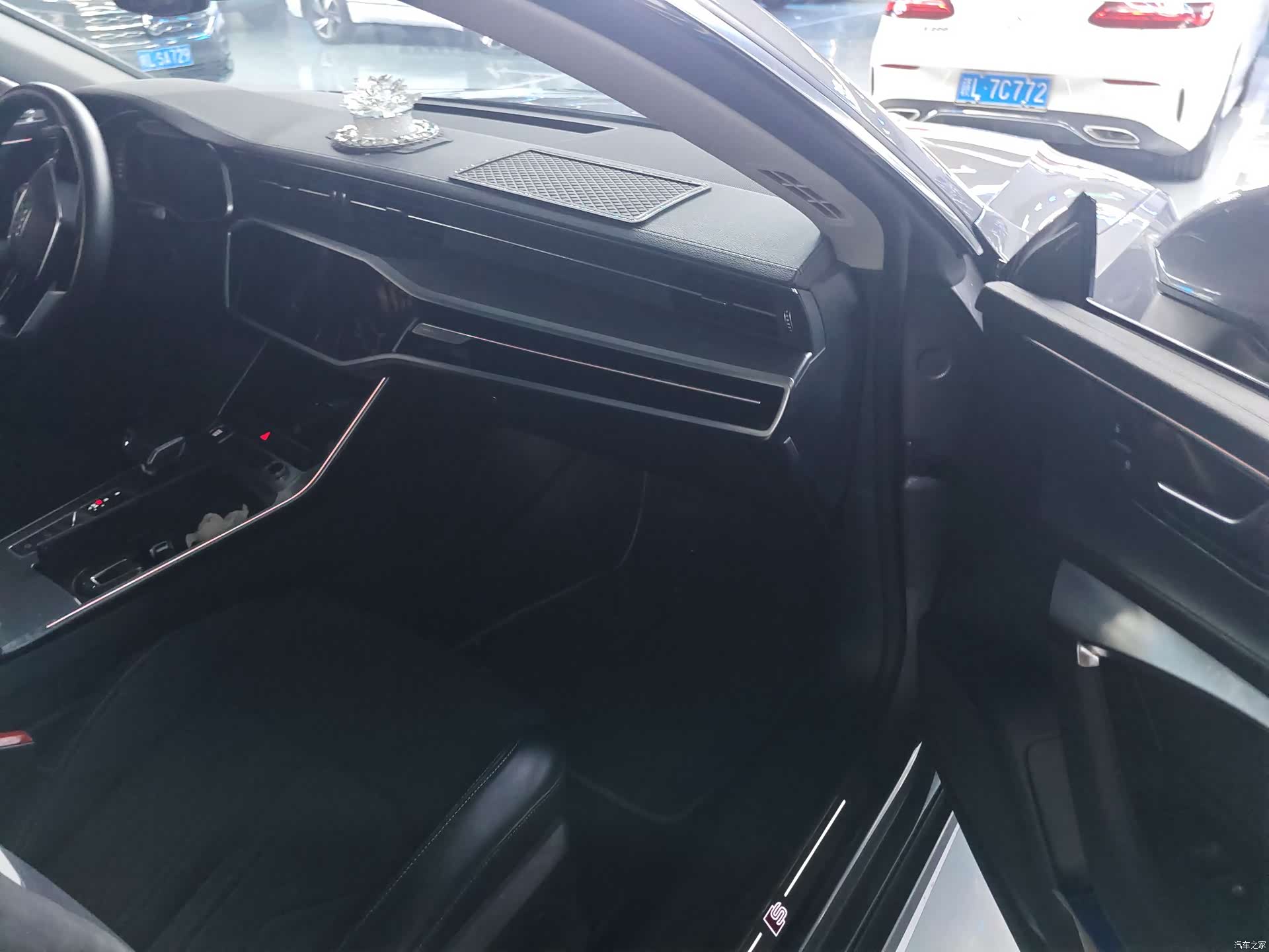Audi A7L, 2023 16