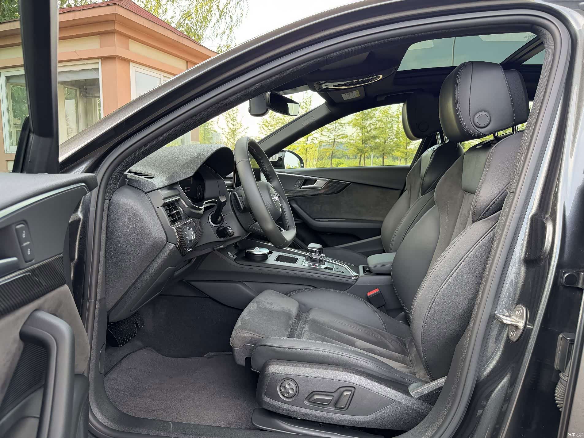 Audi A4L, 2022 4