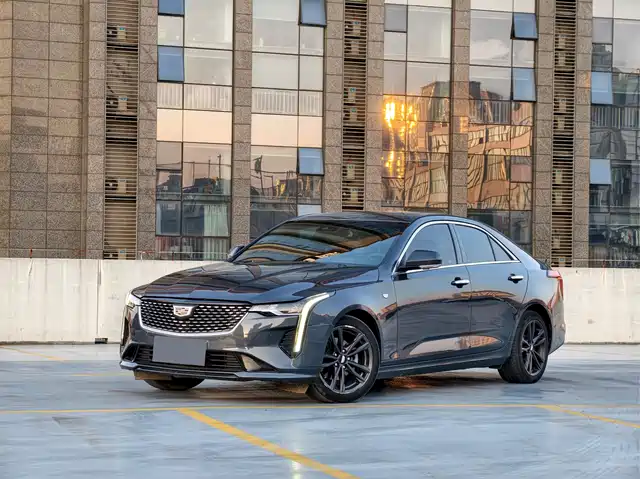 Cadillac CT4 2022 — купить из Китая под заказ