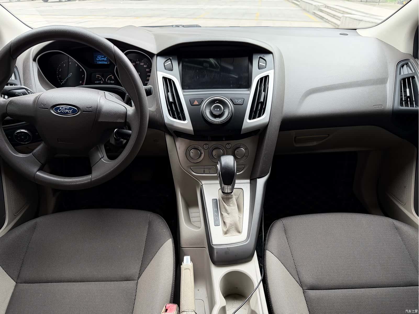 Ford Focus, 2013 7