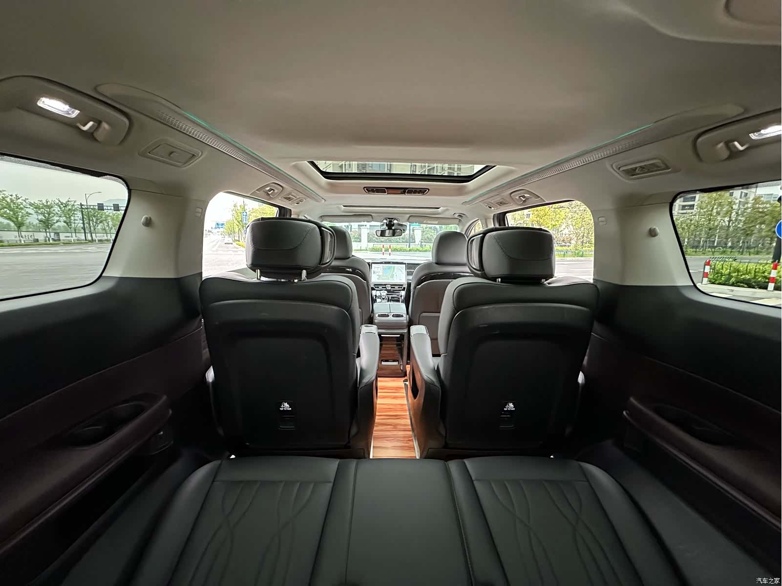 Trumpchi M8, 2023 17