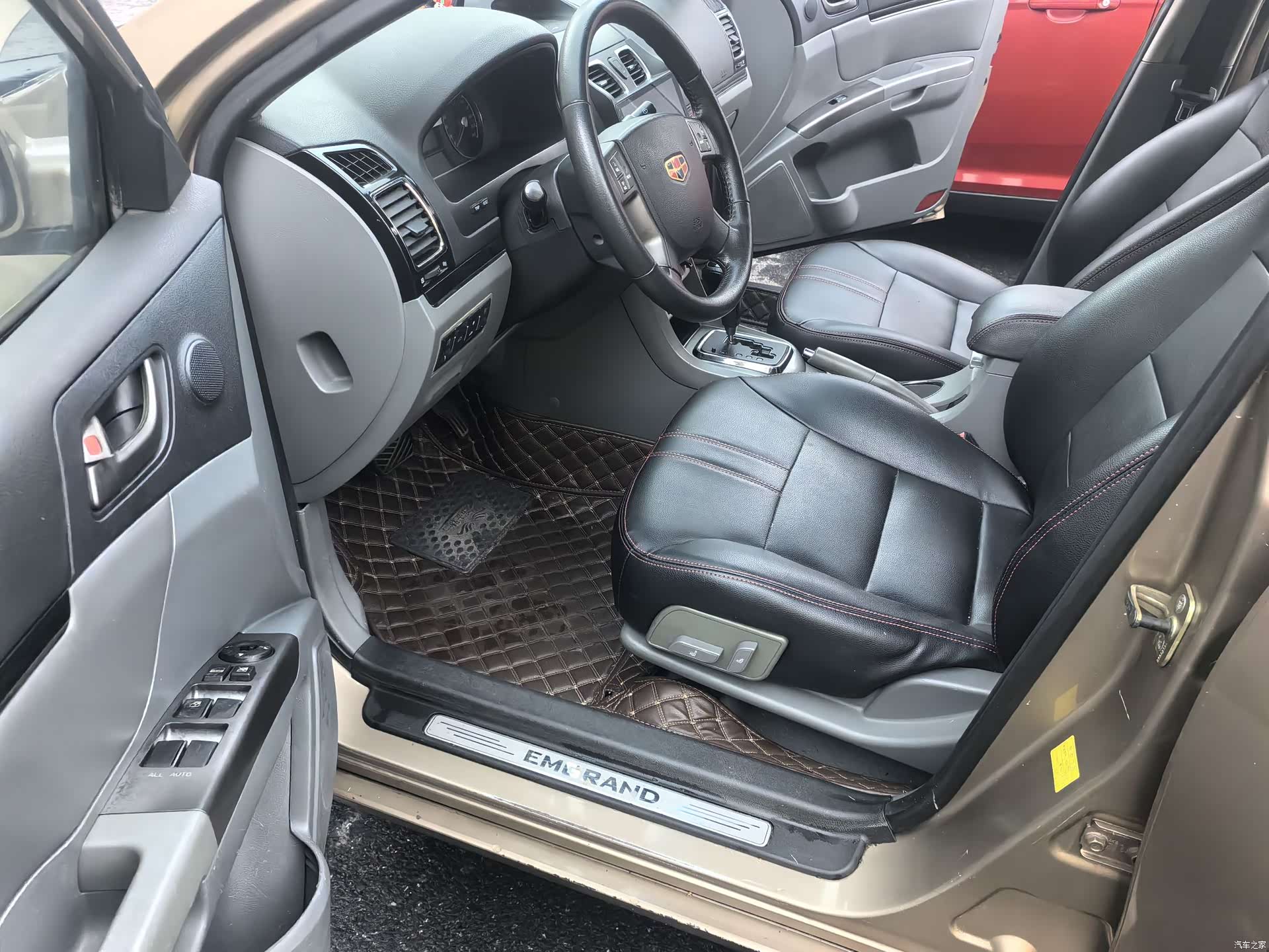 Geely Emgrand, 2012 12