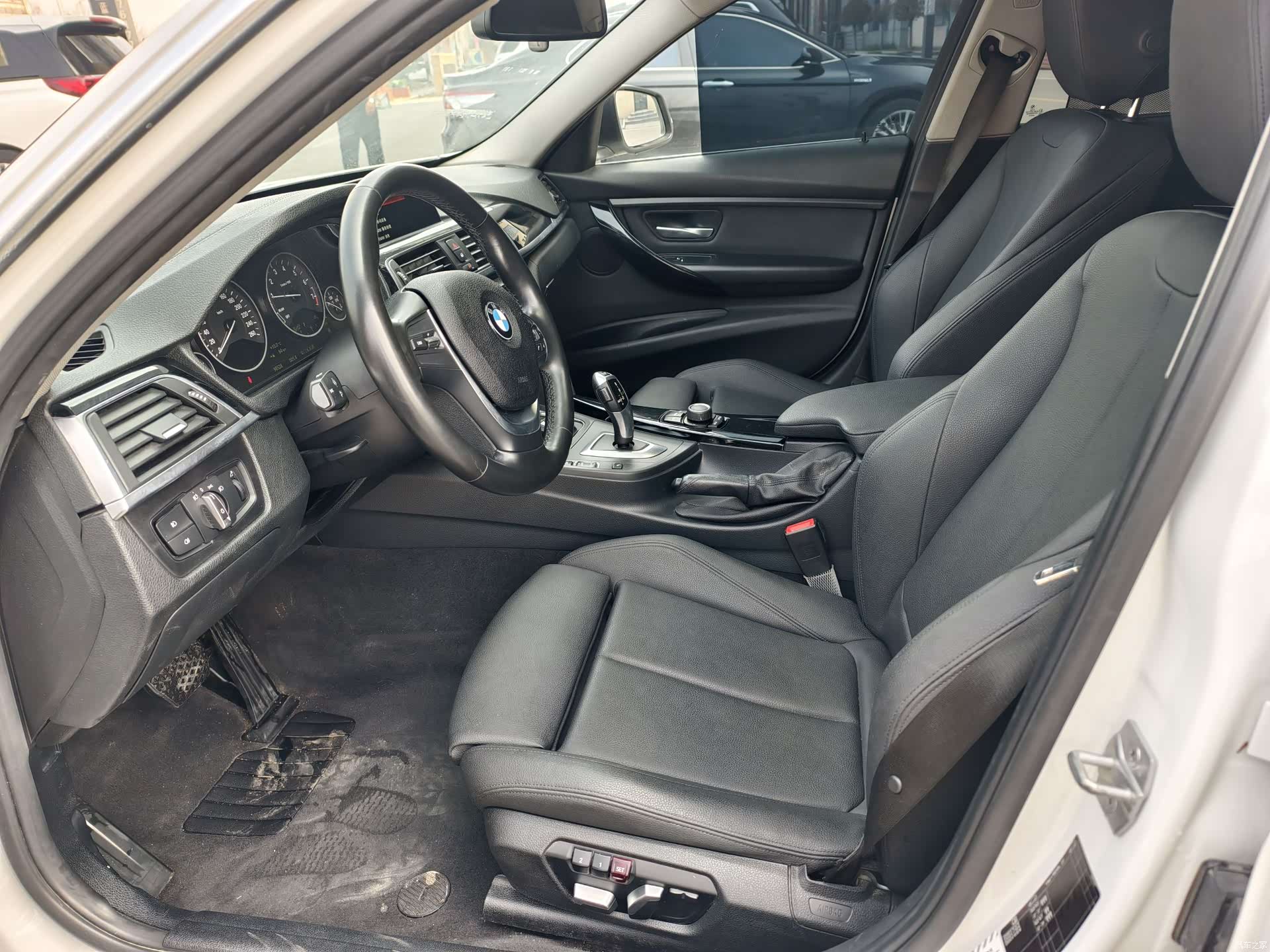 BMW 3 Series, 2018 7