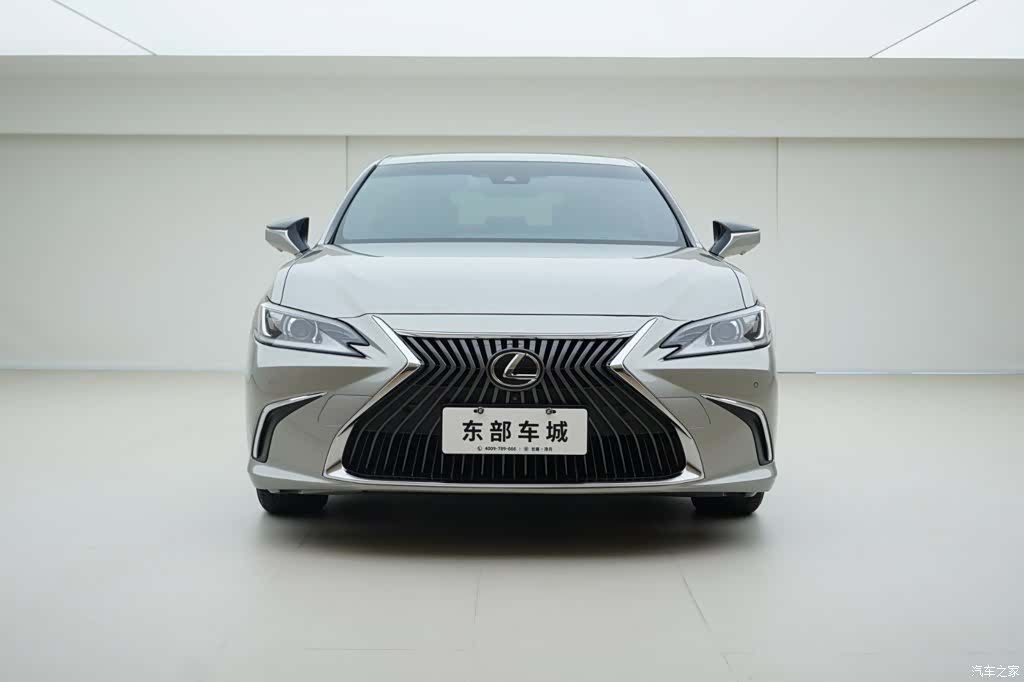 Lexus ES, 2019 2