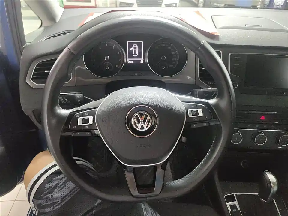 Volkswagen Golf*Jiayu