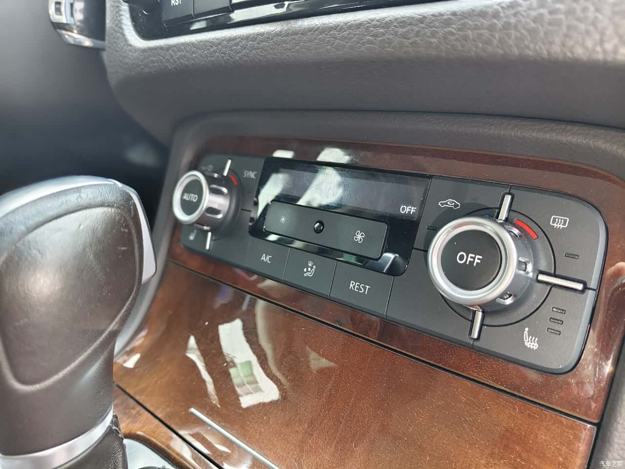 Volkswagen Touareg, 2015 7