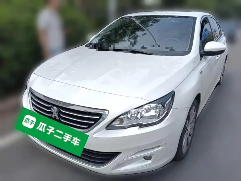 Peugeot 408