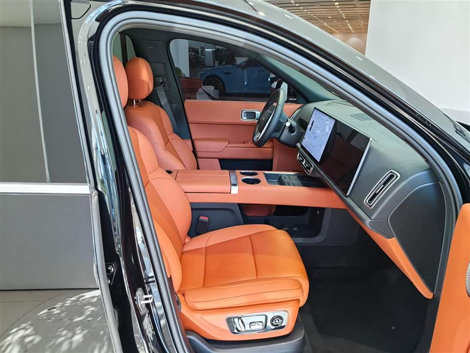 Li Auto Ideal L8