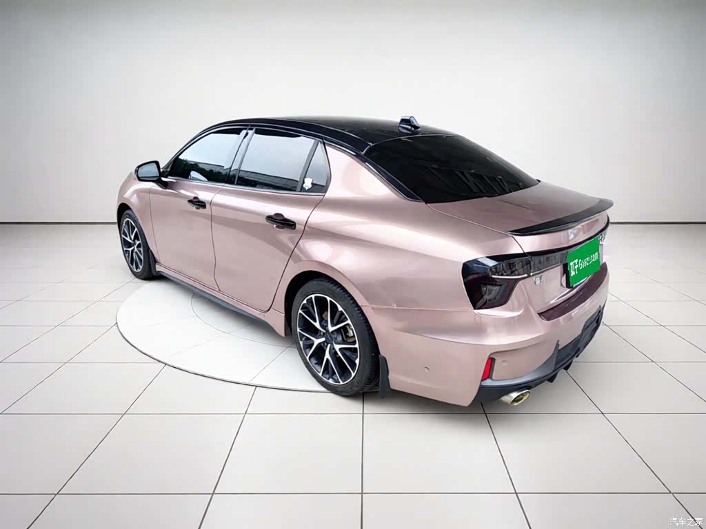 Lynk & Co 02, 2021 все фото
