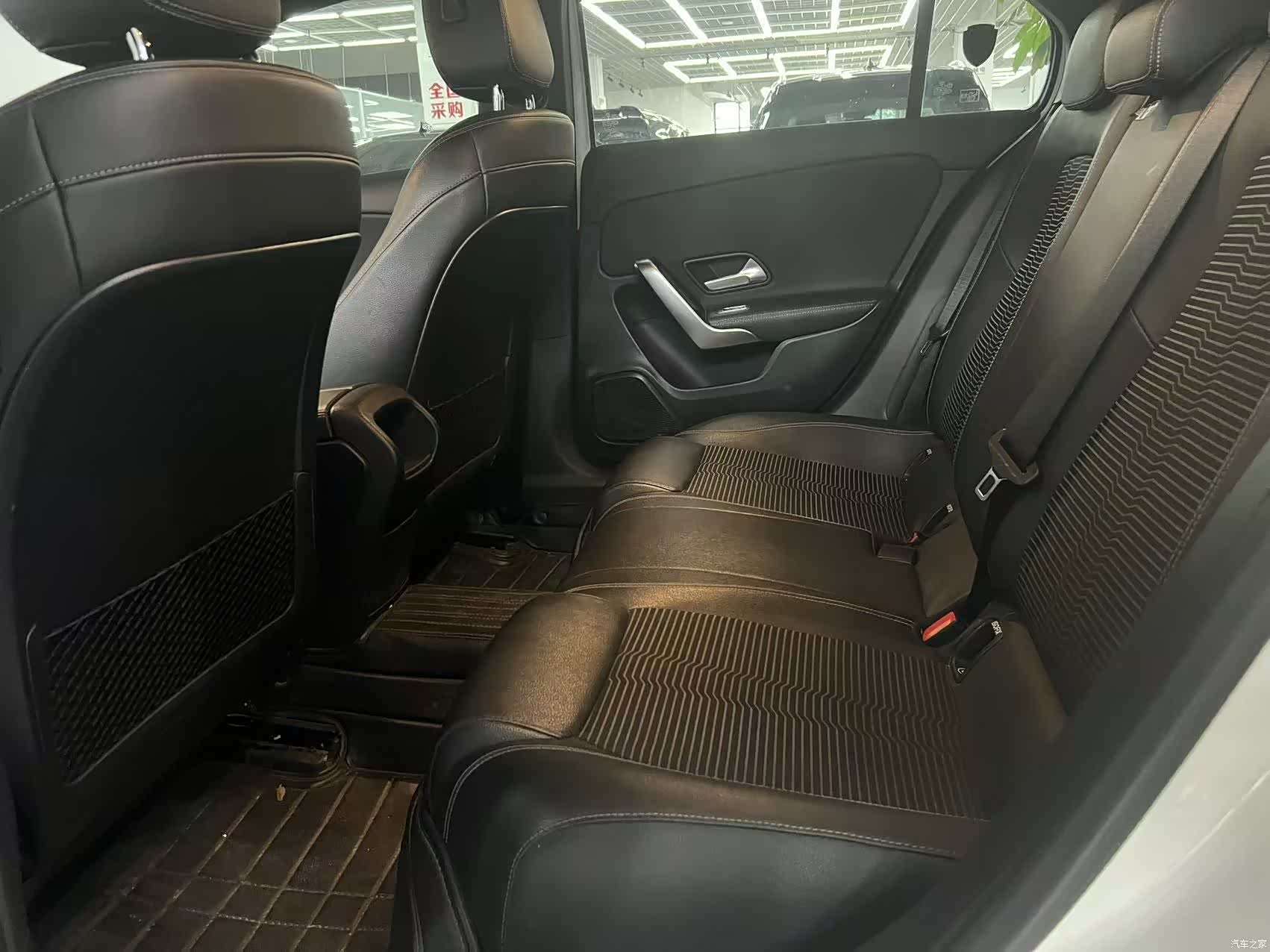 Mercedes-Benz A-Class, 2020 4