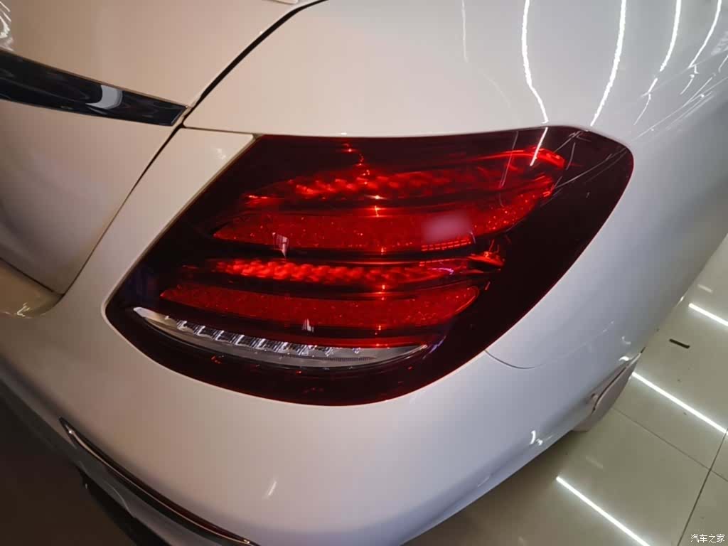 Mercedes-Benz E-Class, 2019 8