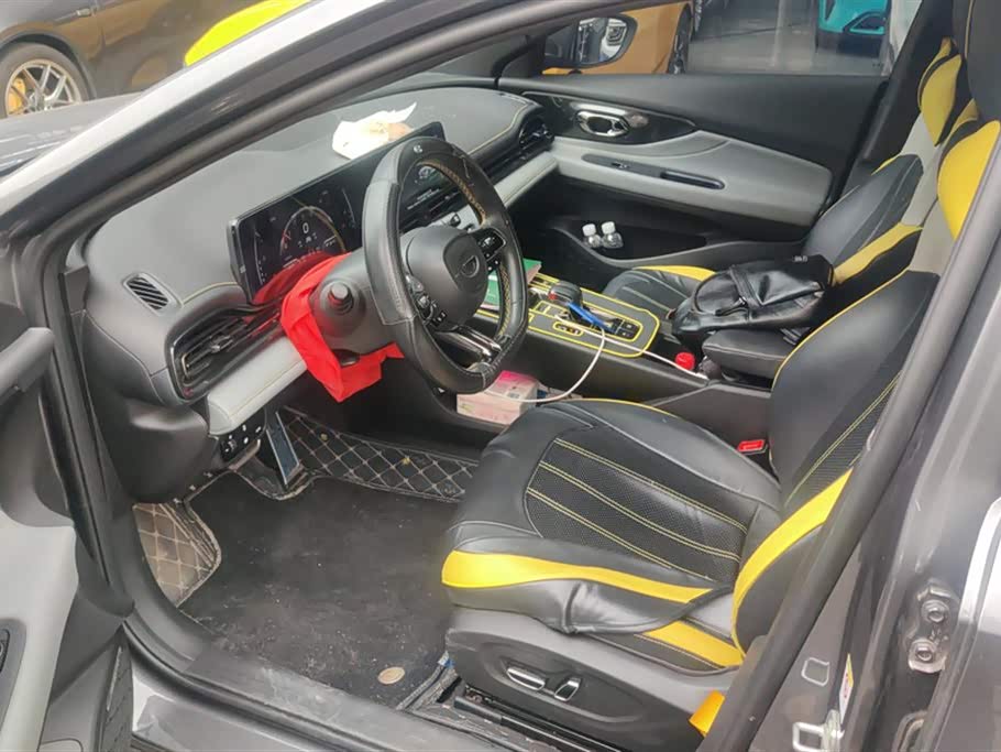 Trumpchi Shadow Leopard