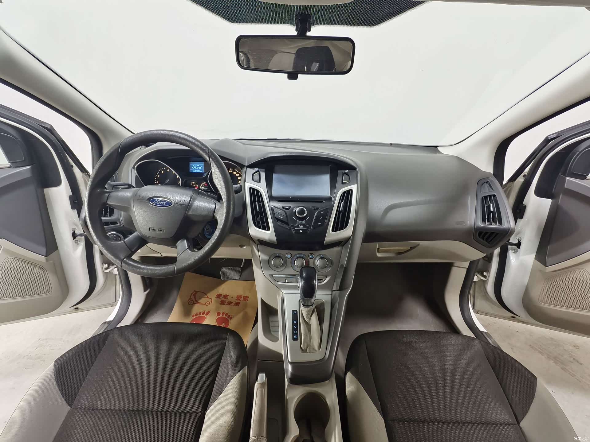 Ford Focus, 2013 9