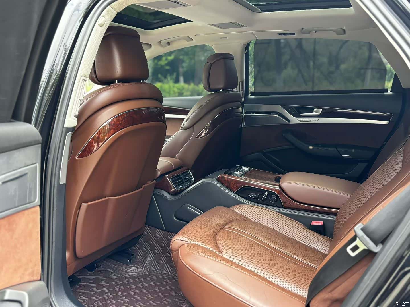 Audi A8L, 2013 6