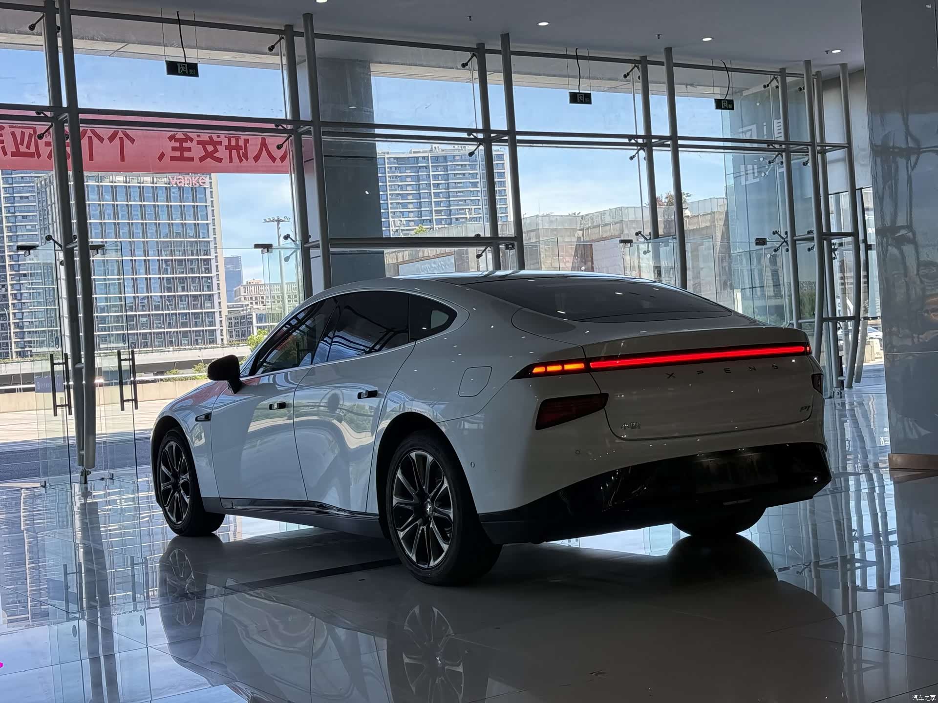 Xpeng P7, 2021 7