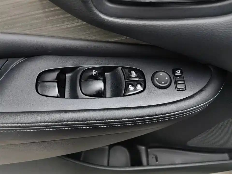 Nissan Loulan Nissan Loulan