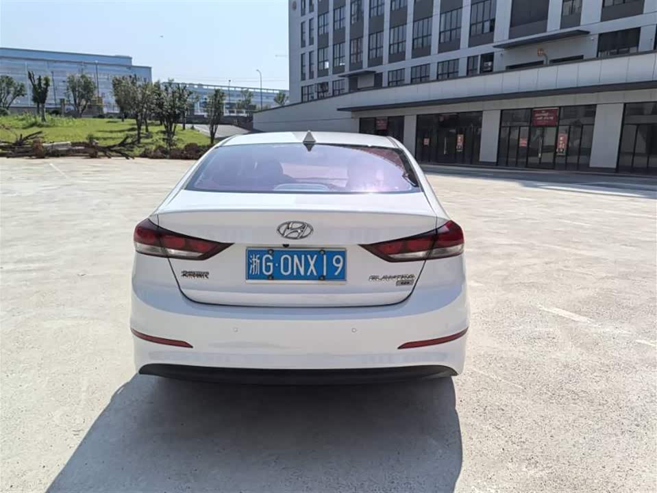 Hyundai Lead