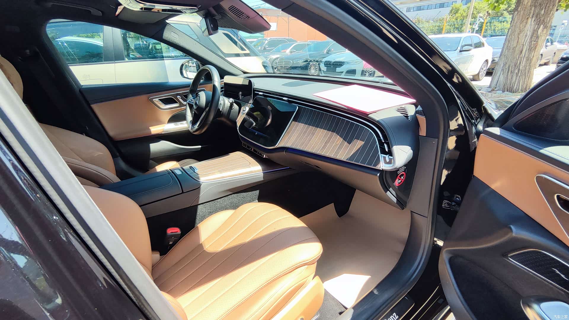 Mercedes-Benz E-Class, 2024 4