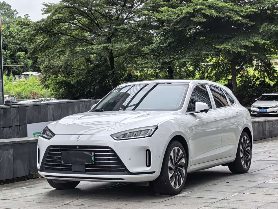 AITO Ask the world M5