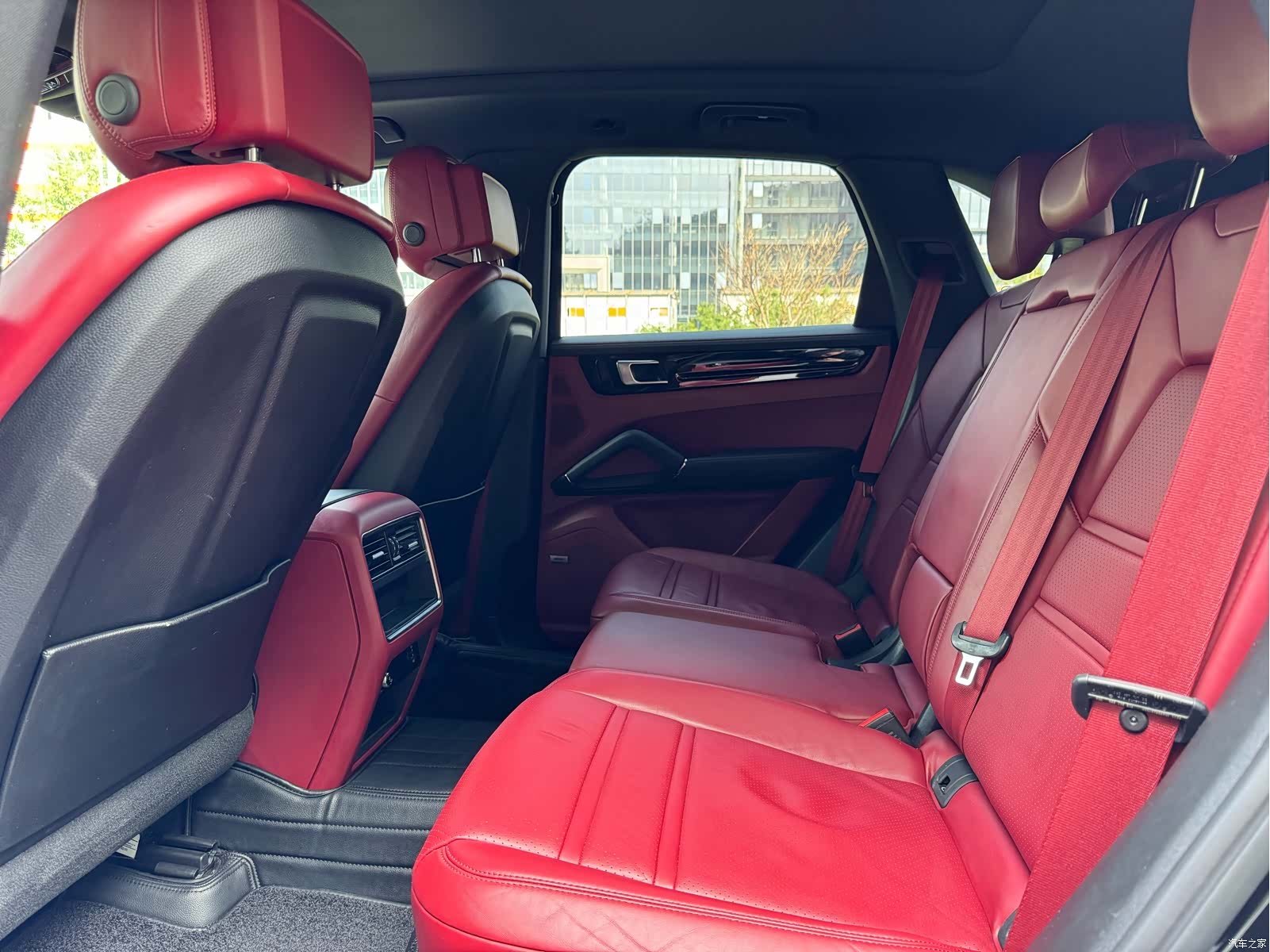Porsche Cayenne, 2018 8