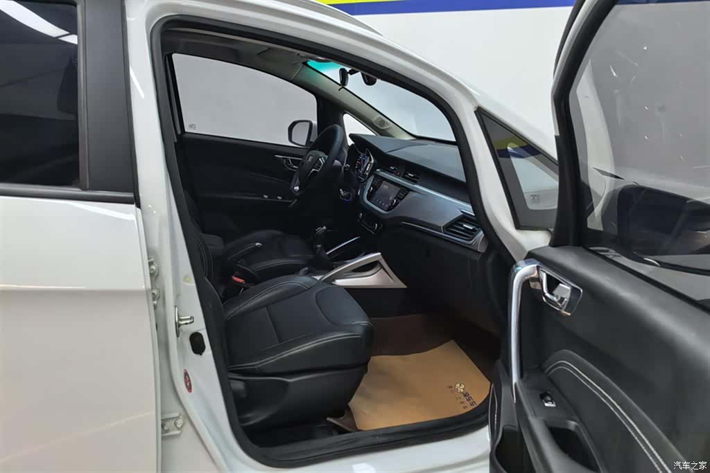 Geely X3, 2019 8