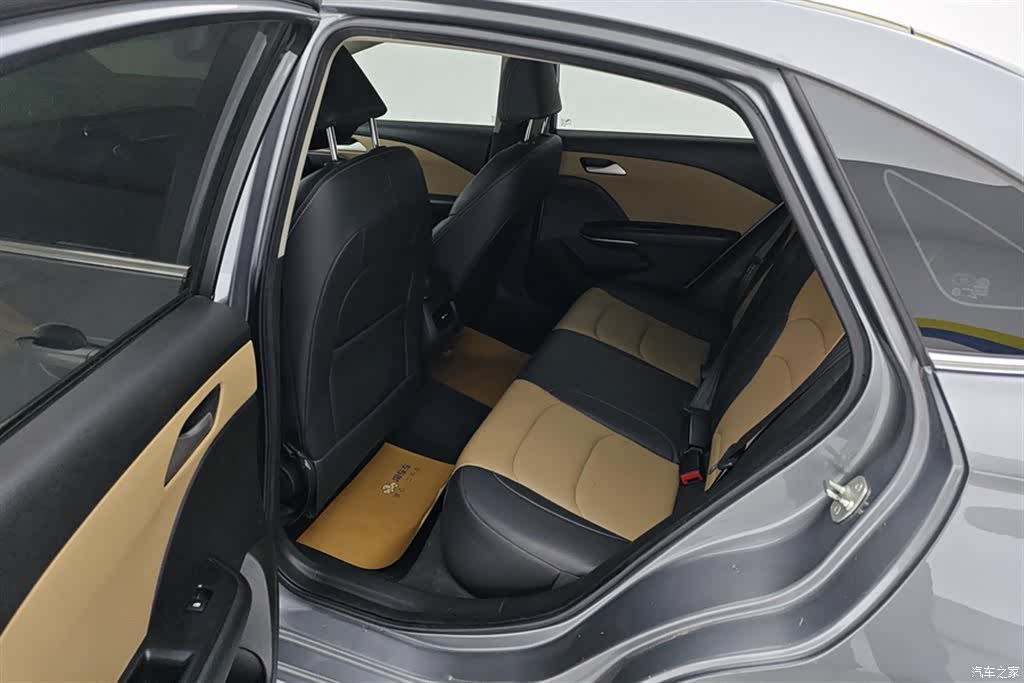 Chevrolet 320, 2022 11