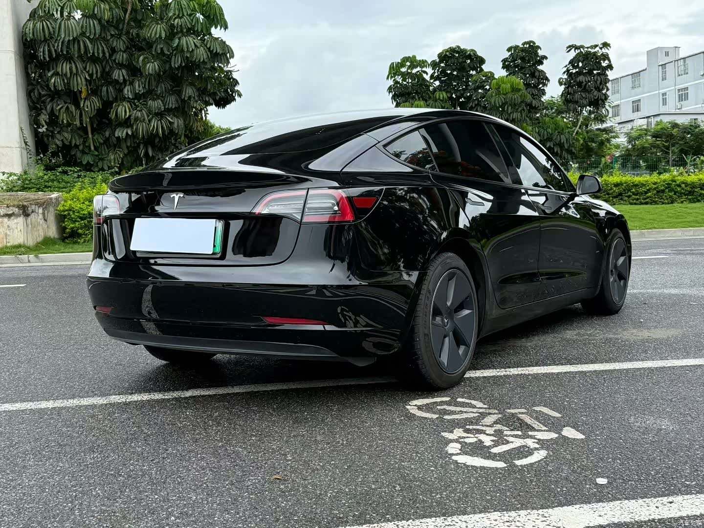 Tesla Model 3, 2023 3